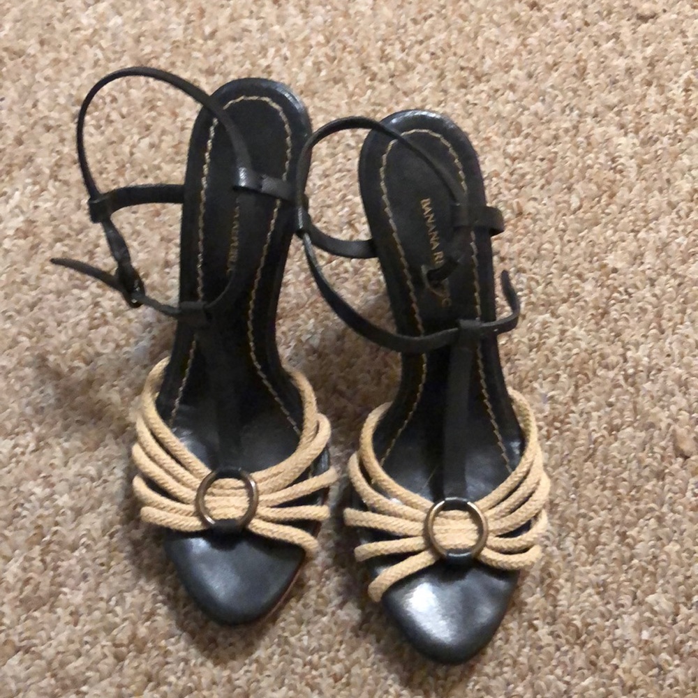 Heeled sandals